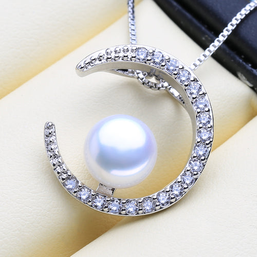 Elegant Moon pendant Necklaces with Pearl