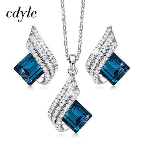 Elegant Zircon Necklace Earrings Set