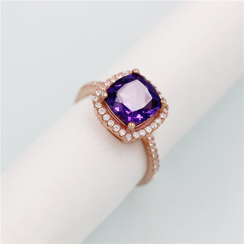 Sovia Gold Rong With Purple Gem